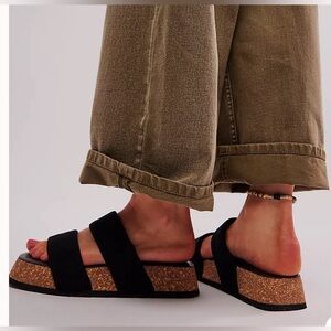 Free People - Fairmount Flared Sandal - black - size 8 (38.5) - BRAND NEW